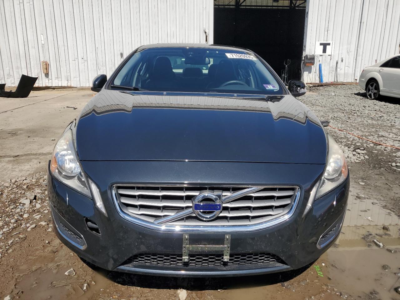 2013 VOLVO S60