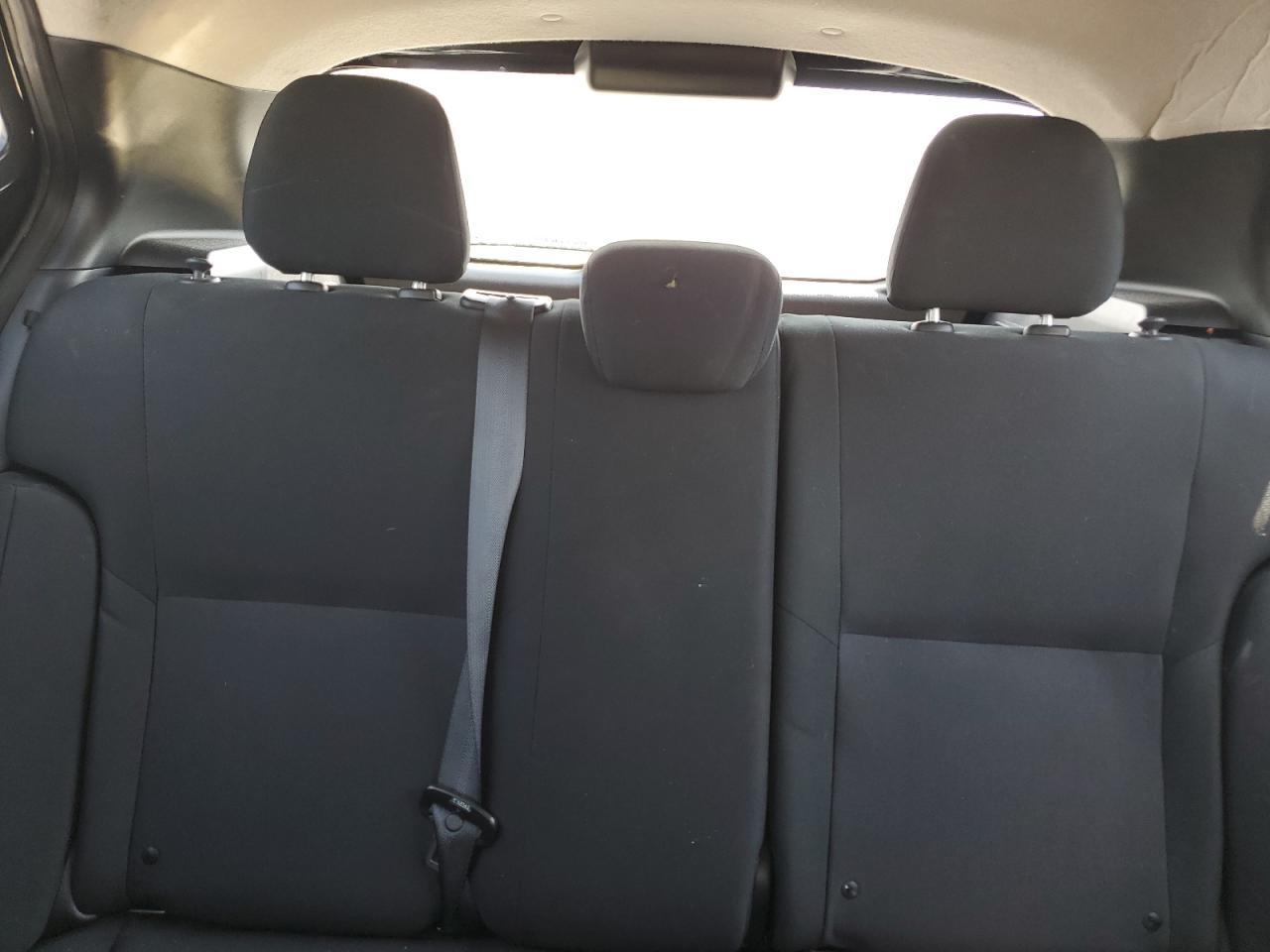 2023 NISSAN KICKS