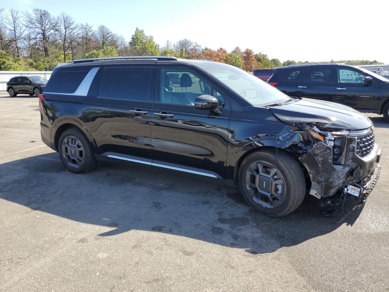 2025 KIA Carnival