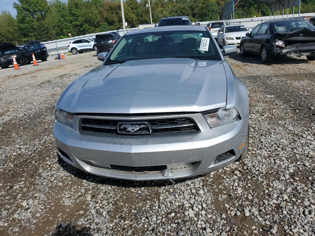 2011 FORD MUSTANG