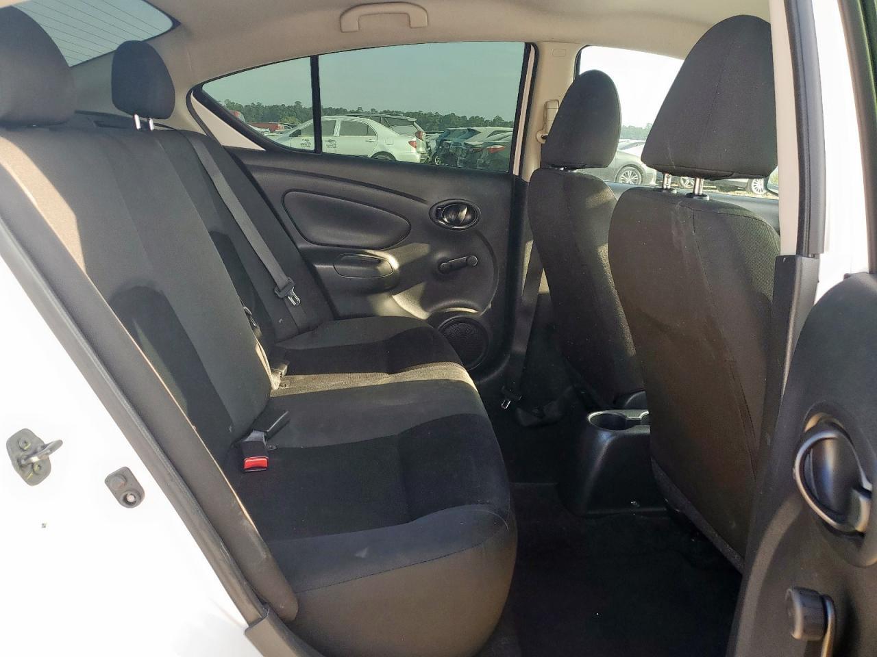 2018 NISSAN VERSA