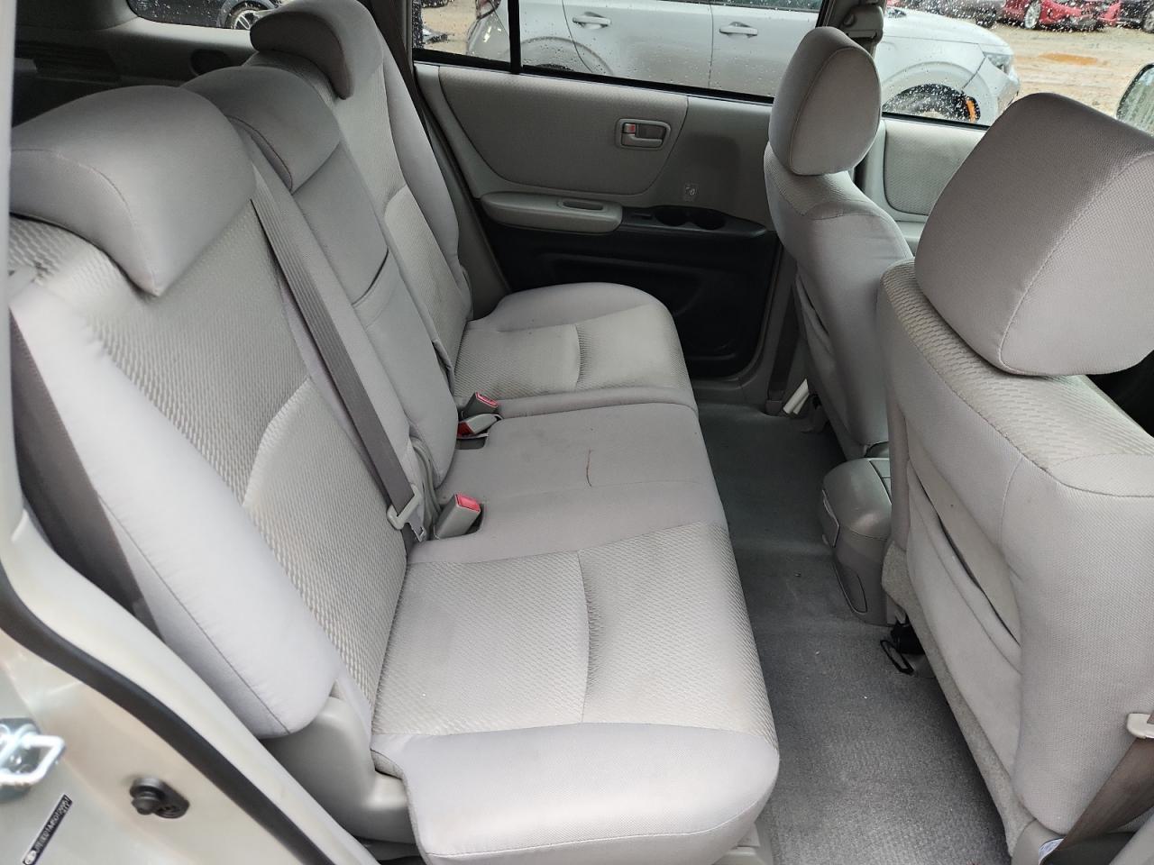 2005 TOYOTA HIGHLANDER