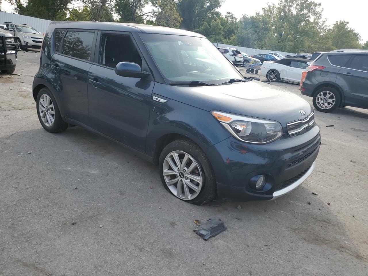 2018 KIA SOUL