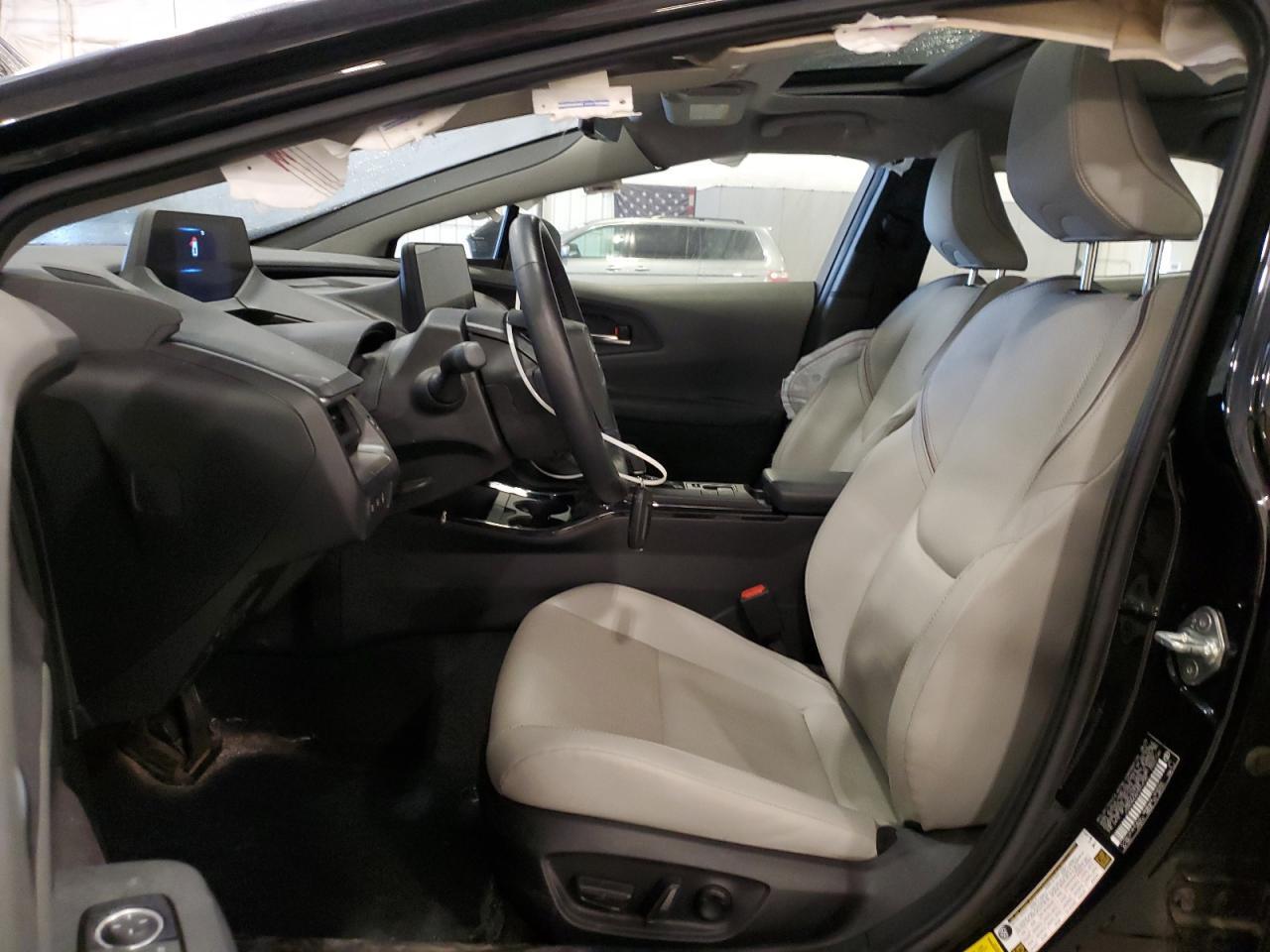 2023 TOYOTA PRIUS