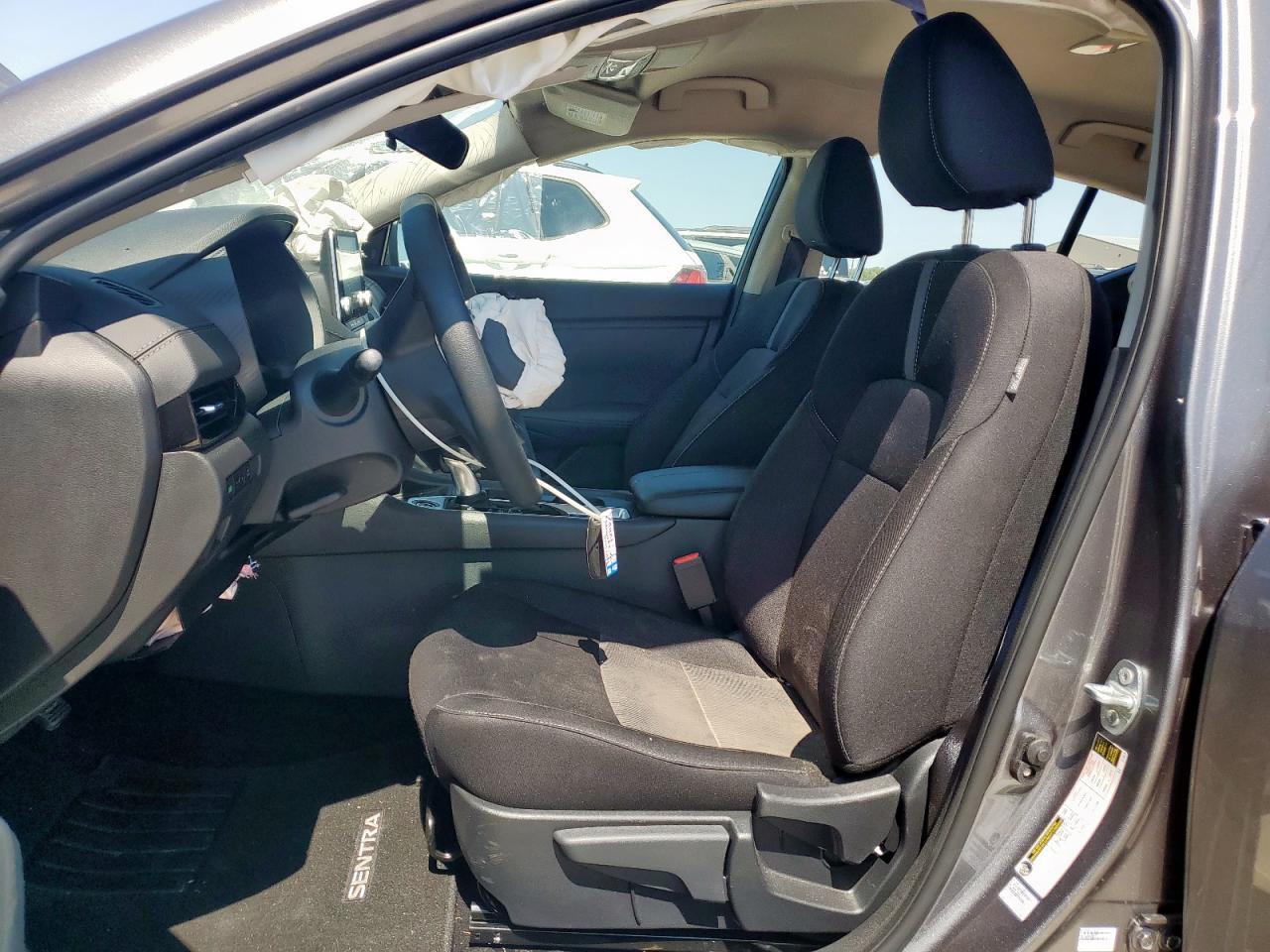 2025 NISSAN SENTRA