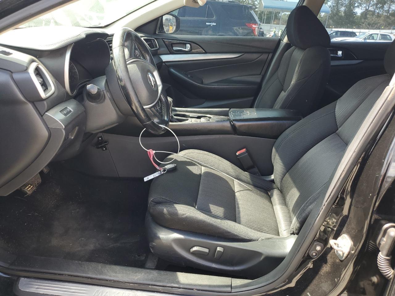 2017 NISSAN Maxima