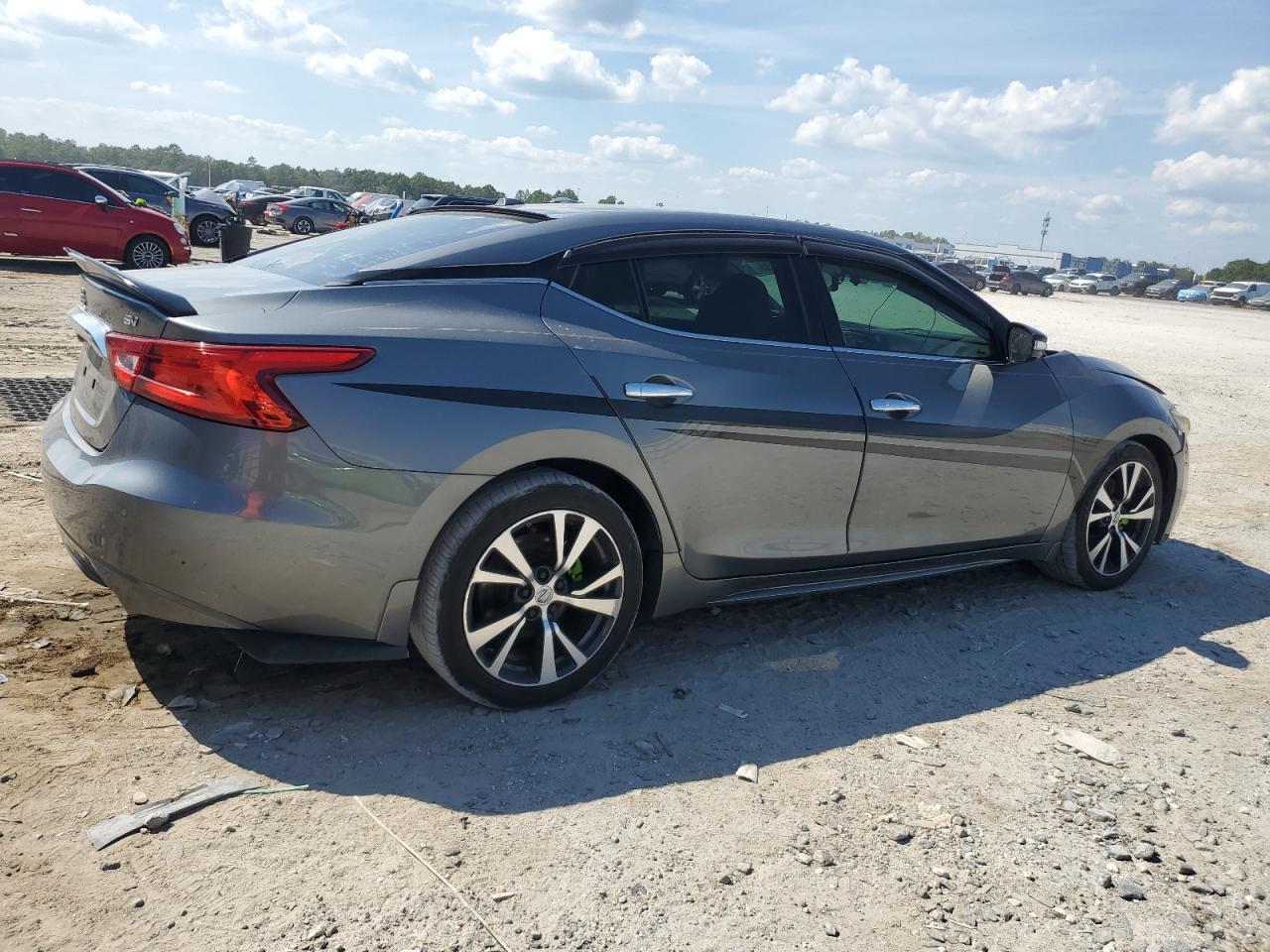 2016 NISSAN Maxima