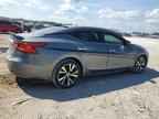 2016 NISSAN Maxima