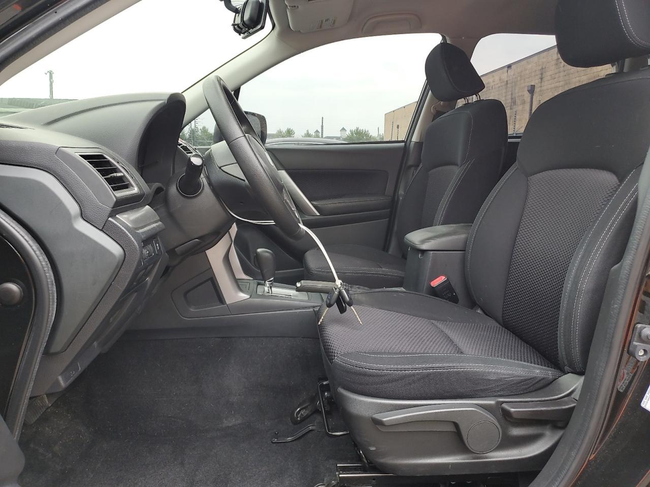 2017 SUBARU FORESTER