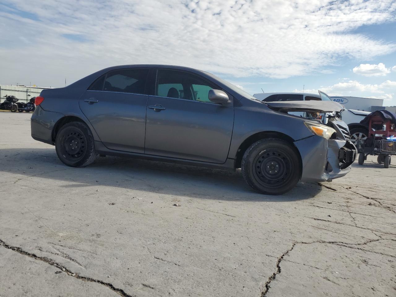 2013 TOYOTA COROLLA
