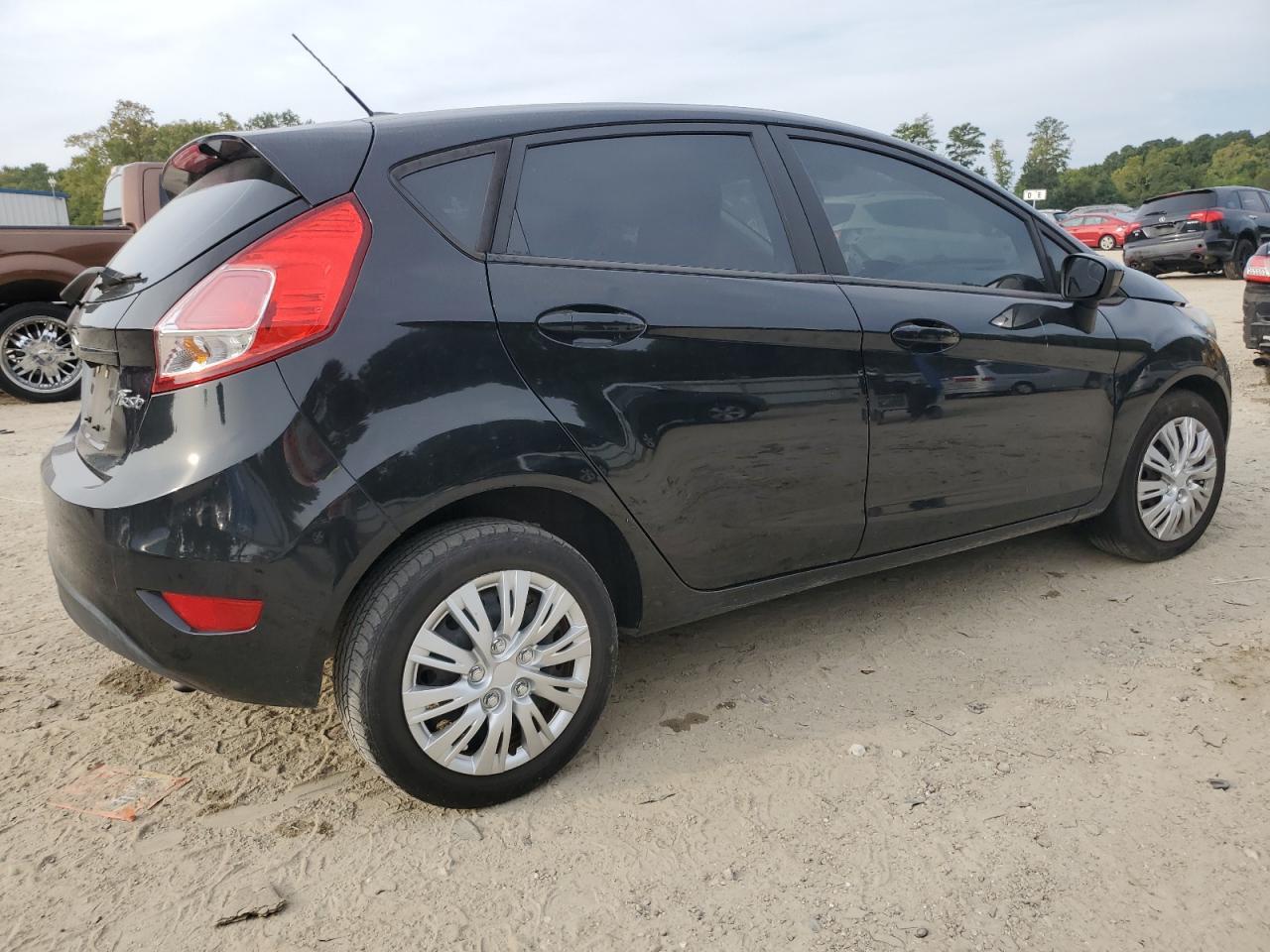 2018 FORD Fiesta