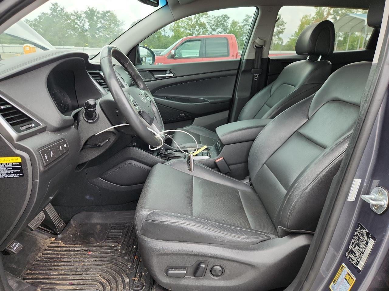 2017 HYUNDAI TUCSON
