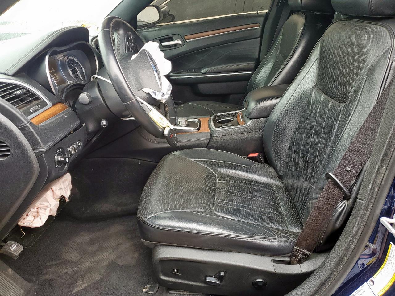 2015 CHRYSLER 300