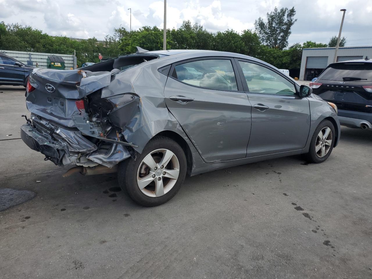 2012 HYUNDAI ELANTRA