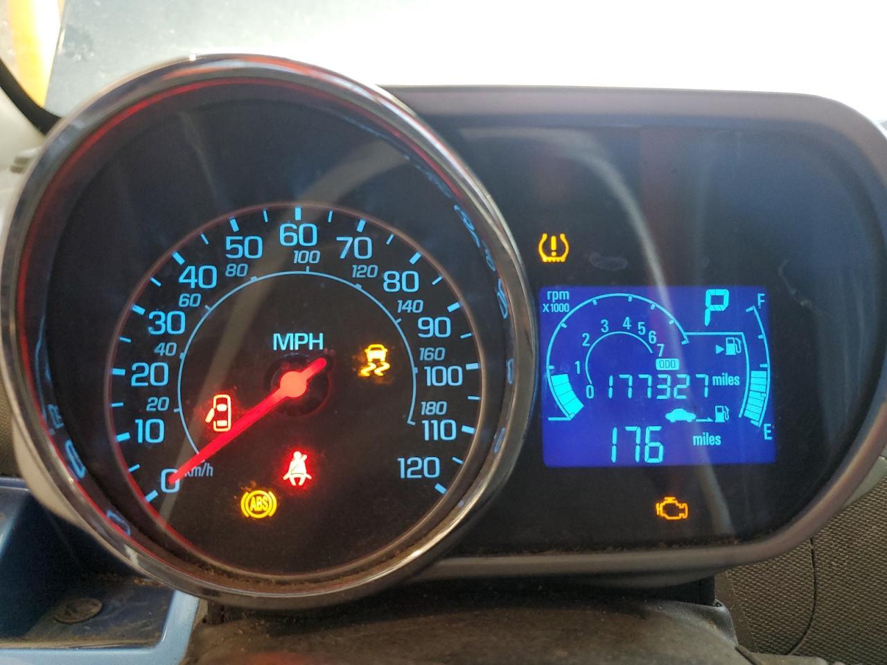 2014 CHEVROLET Spark
