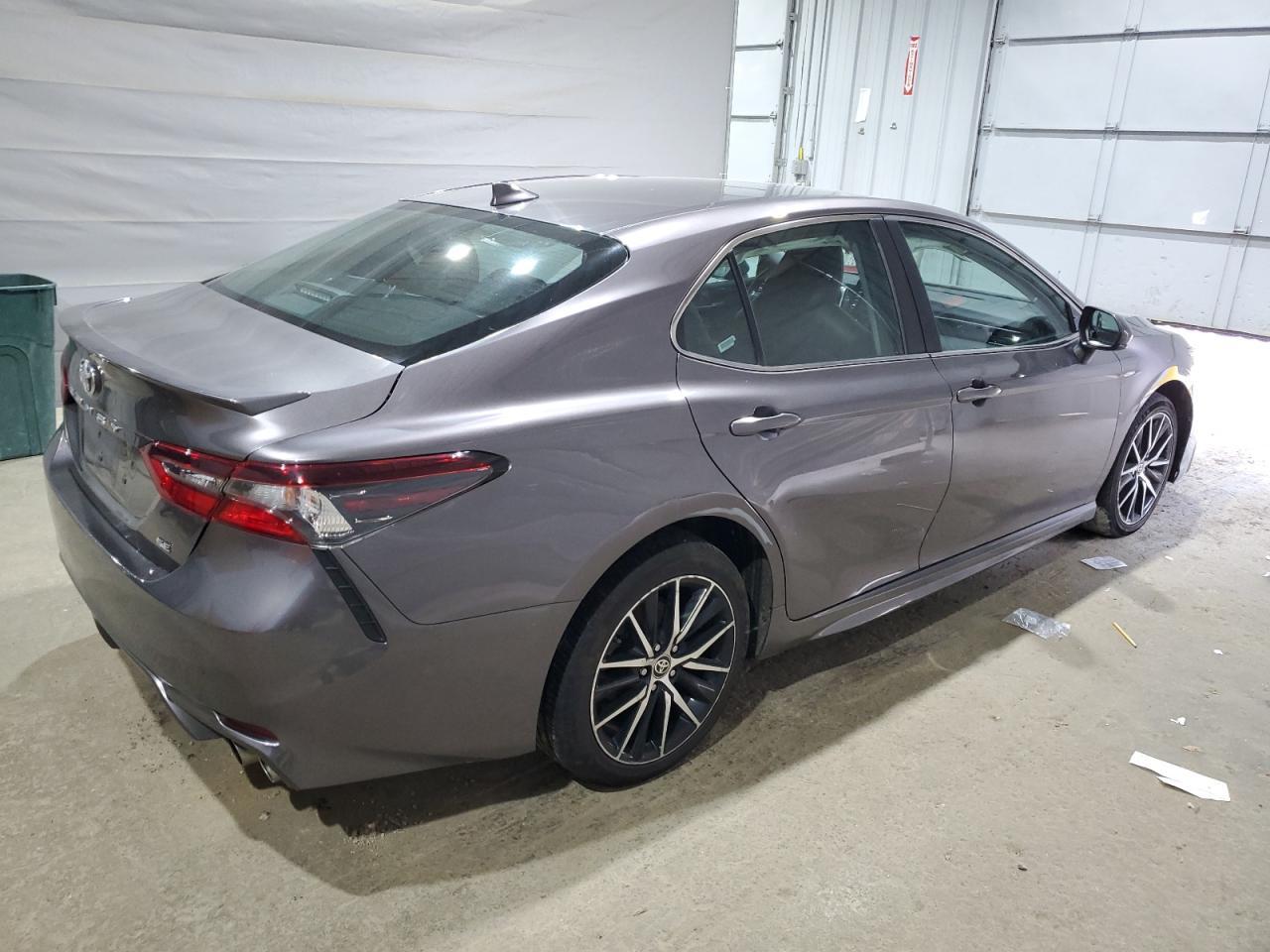 2021 TOYOTA CAMRY