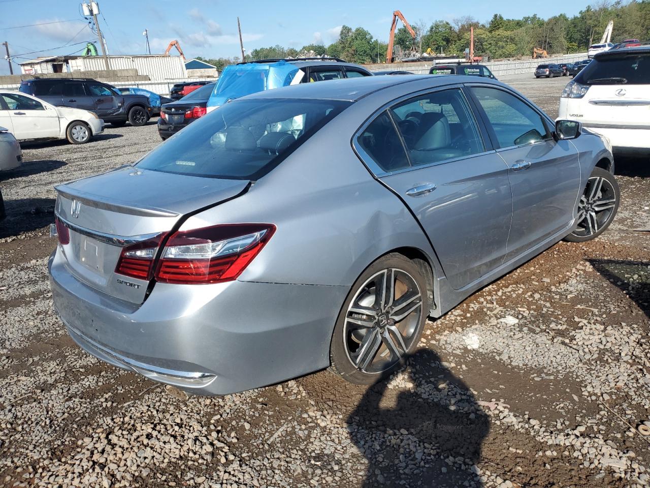 2017 HONDA ACCORD