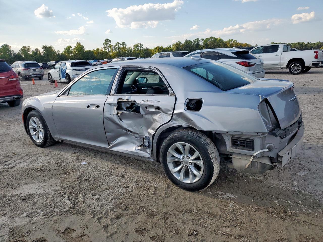 2015 CHRYSLER 300
