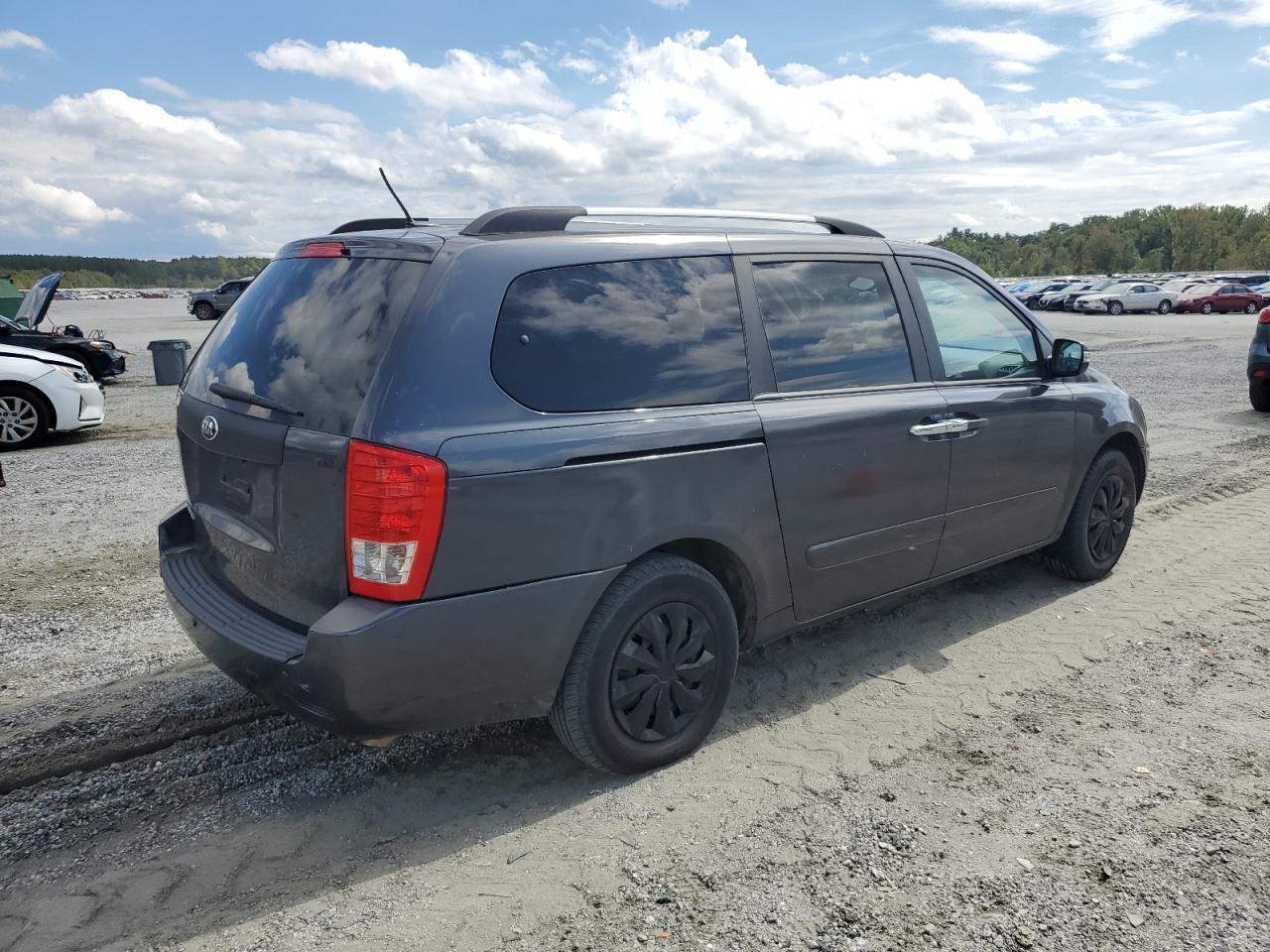 2014 KIA SEDONA