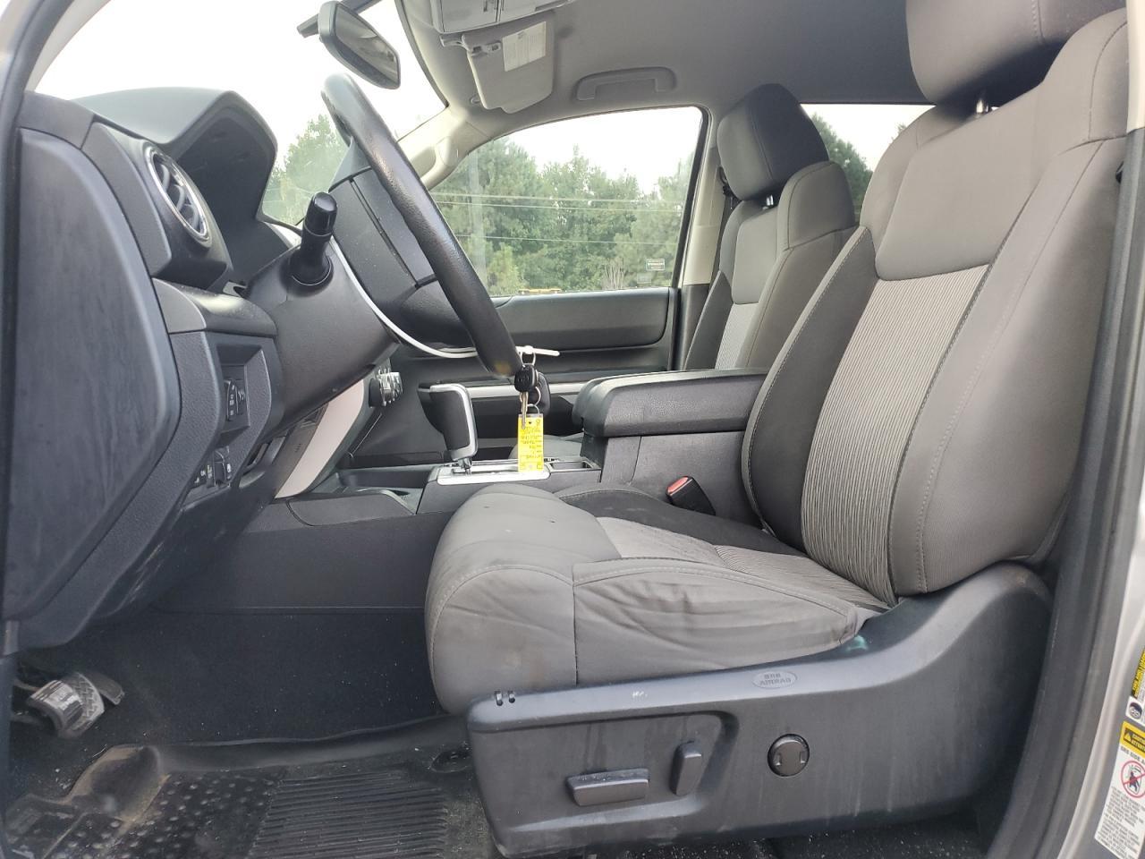 2017 TOYOTA TUNDRA