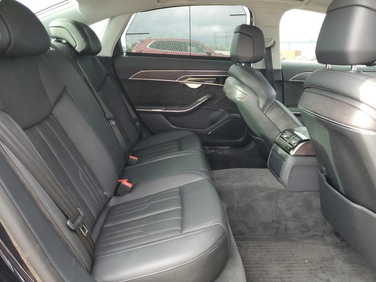 2021 AUDI A8