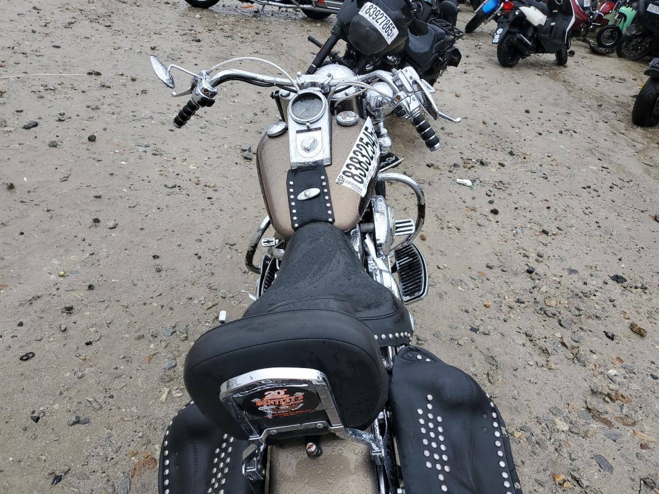 2004 HARLEY-DAVIDSON FLSTCI
