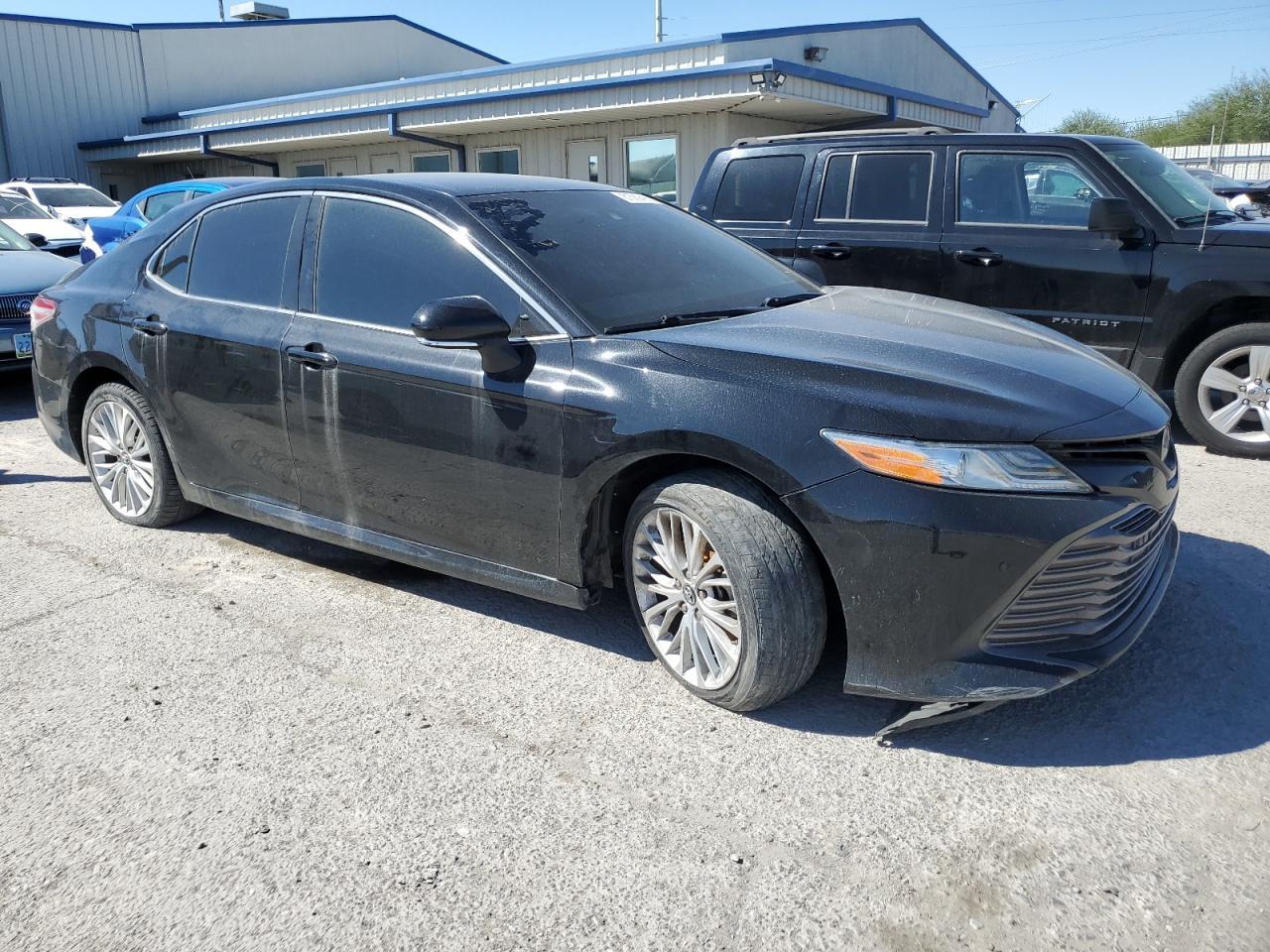 2018 TOYOTA CAMRY