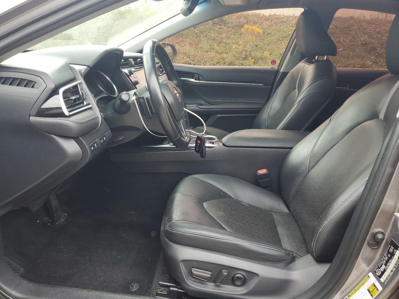 2018 TOYOTA CAMRY