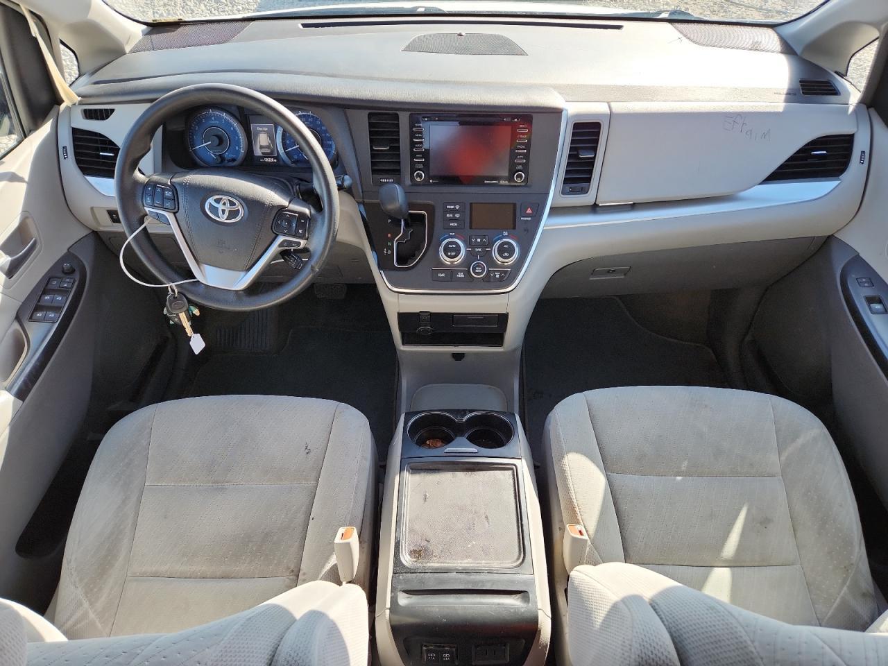 2018 TOYOTA SIENNA