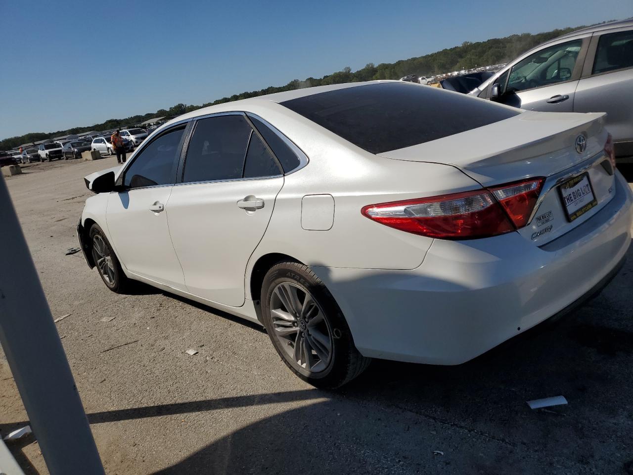 2016 TOYOTA CAMRY