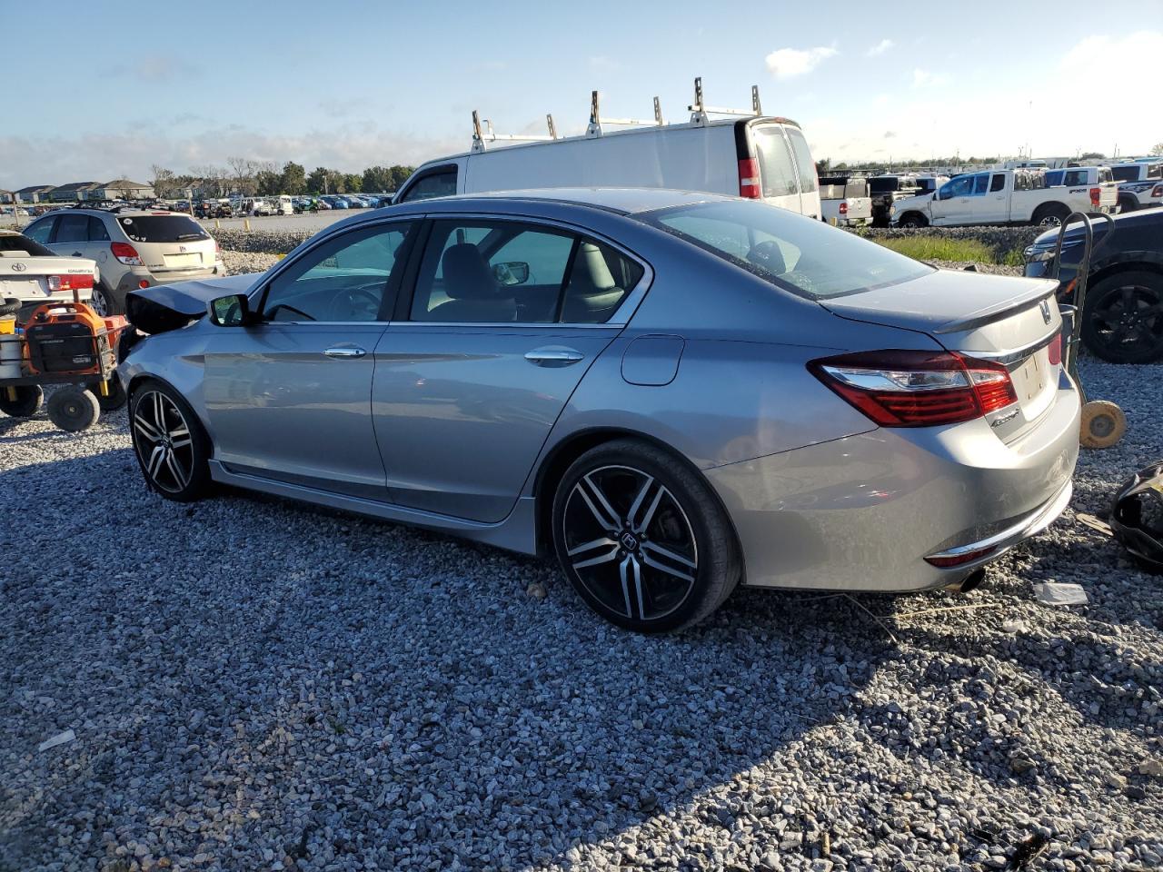 2017 HONDA ACCORD