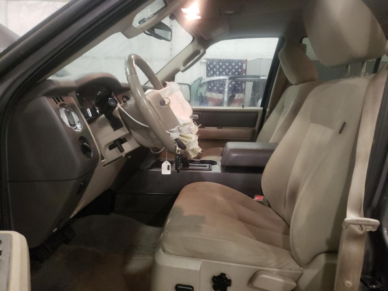 2010 FORD Expedition
