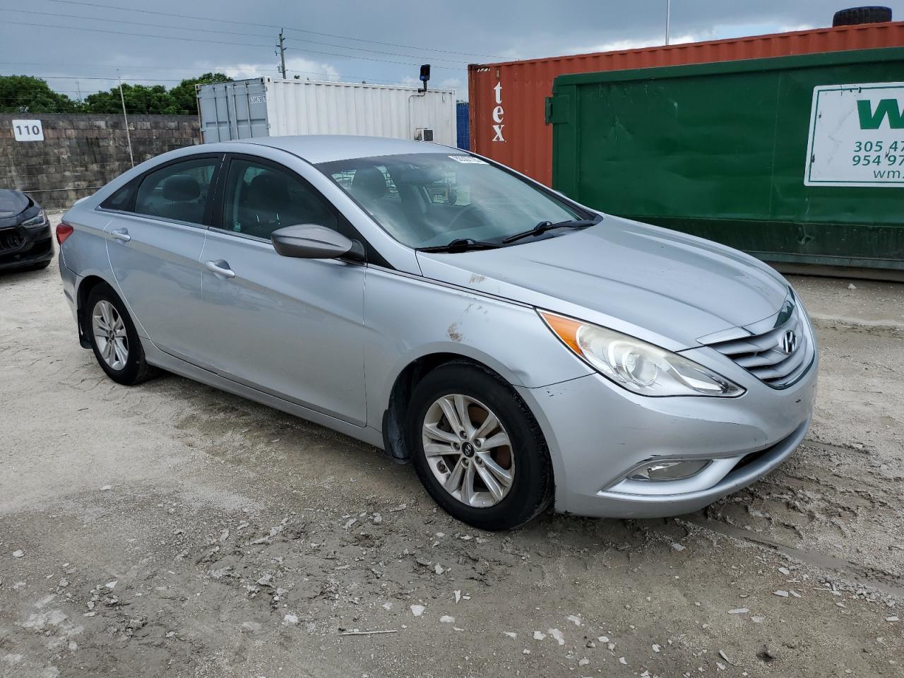 2013 HYUNDAI SONATA