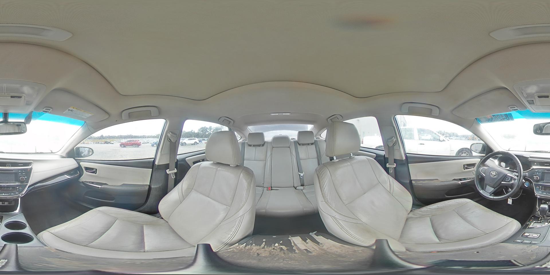 2014 TOYOTA Avalon