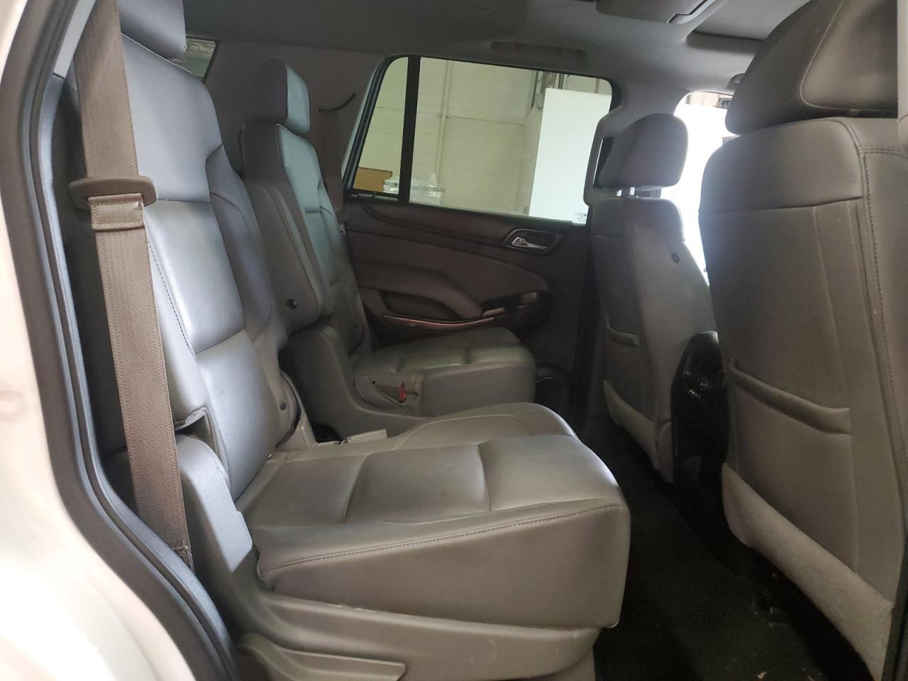 2016 CHEVROLET Tahoe