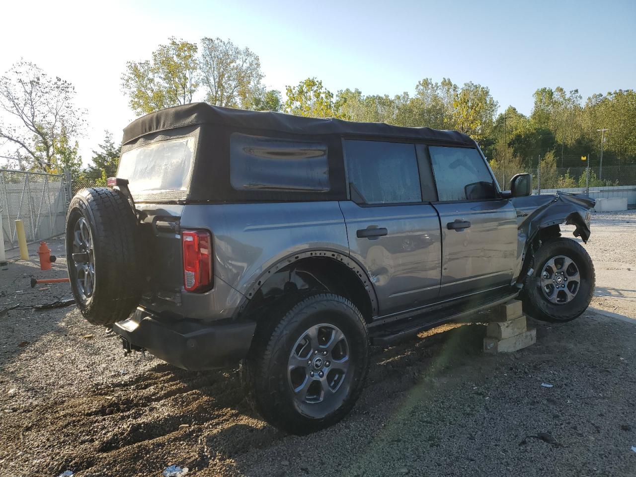 2021 FORD Bronco
