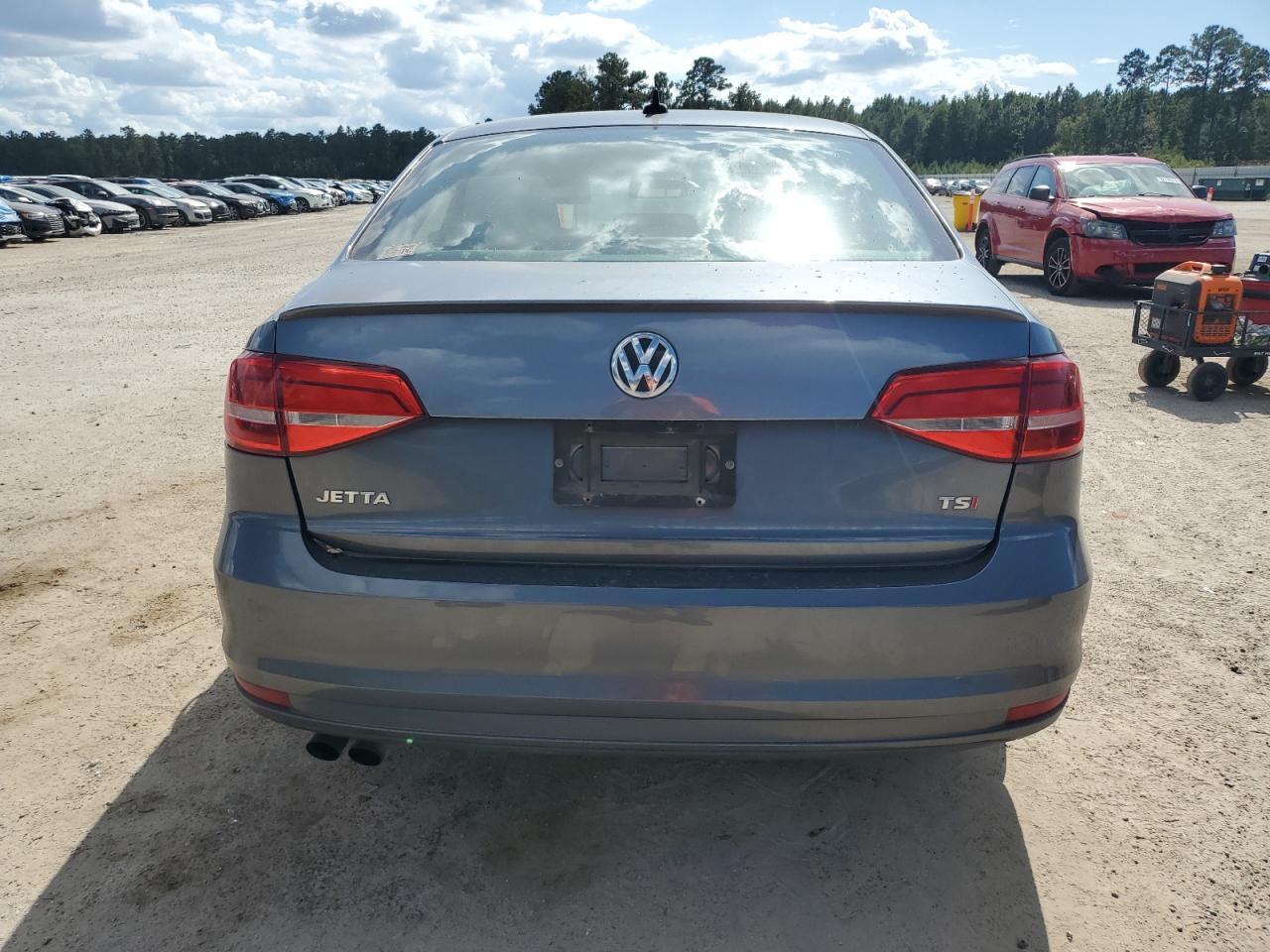 2015 VOLKSWAGEN JETTA