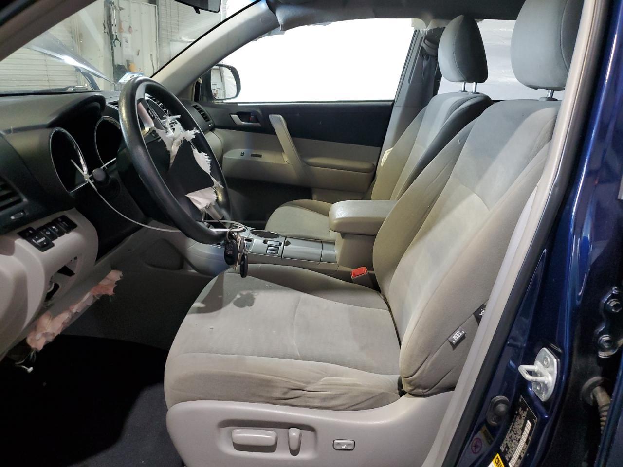 2013 TOYOTA HIGHLANDER