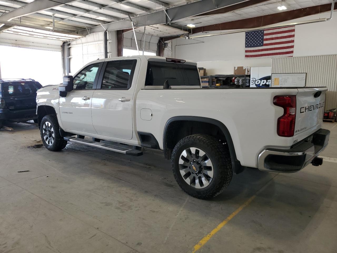 2024 CHEVROLET Silverado