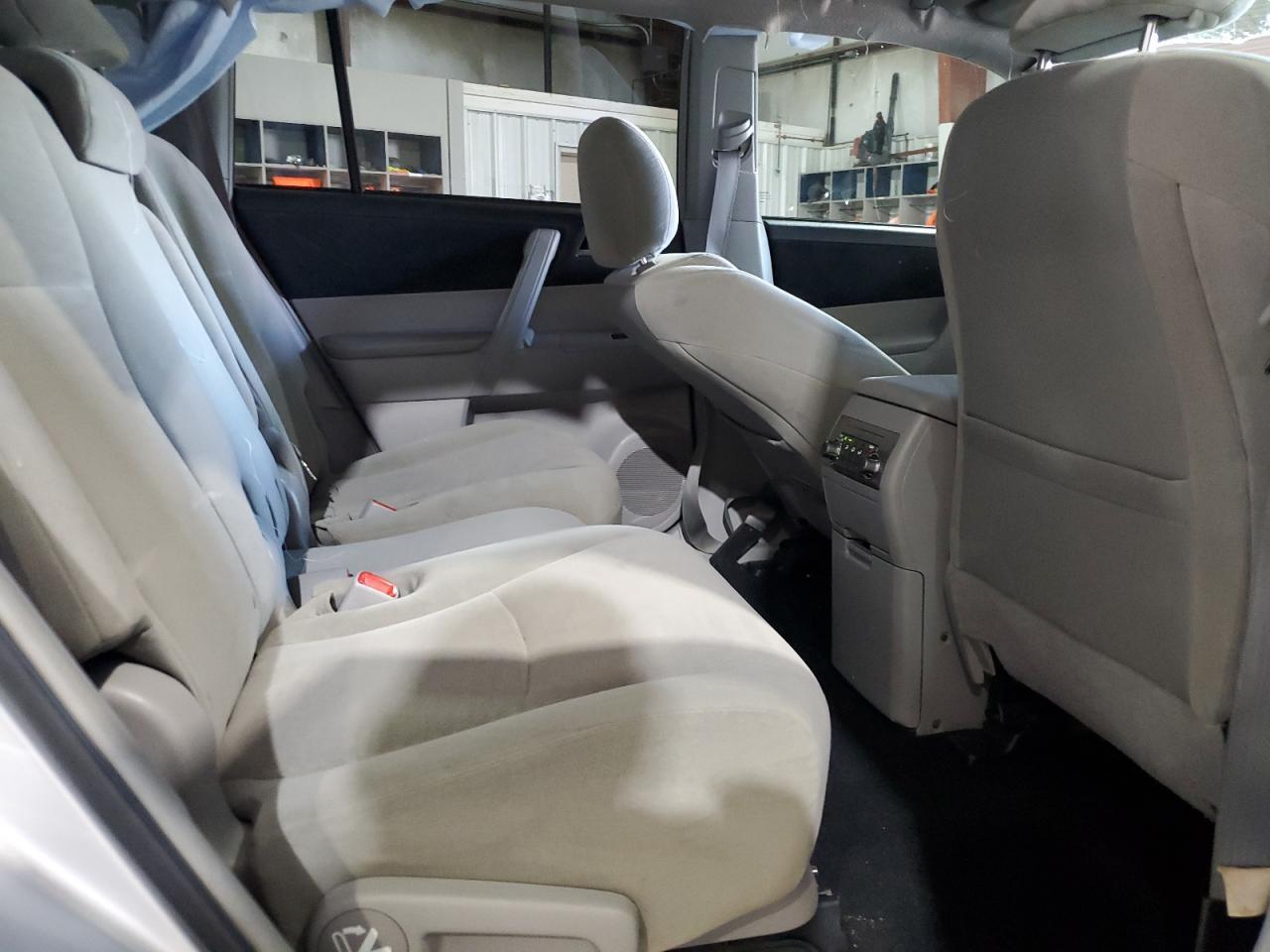 2013 TOYOTA HIGHLANDER