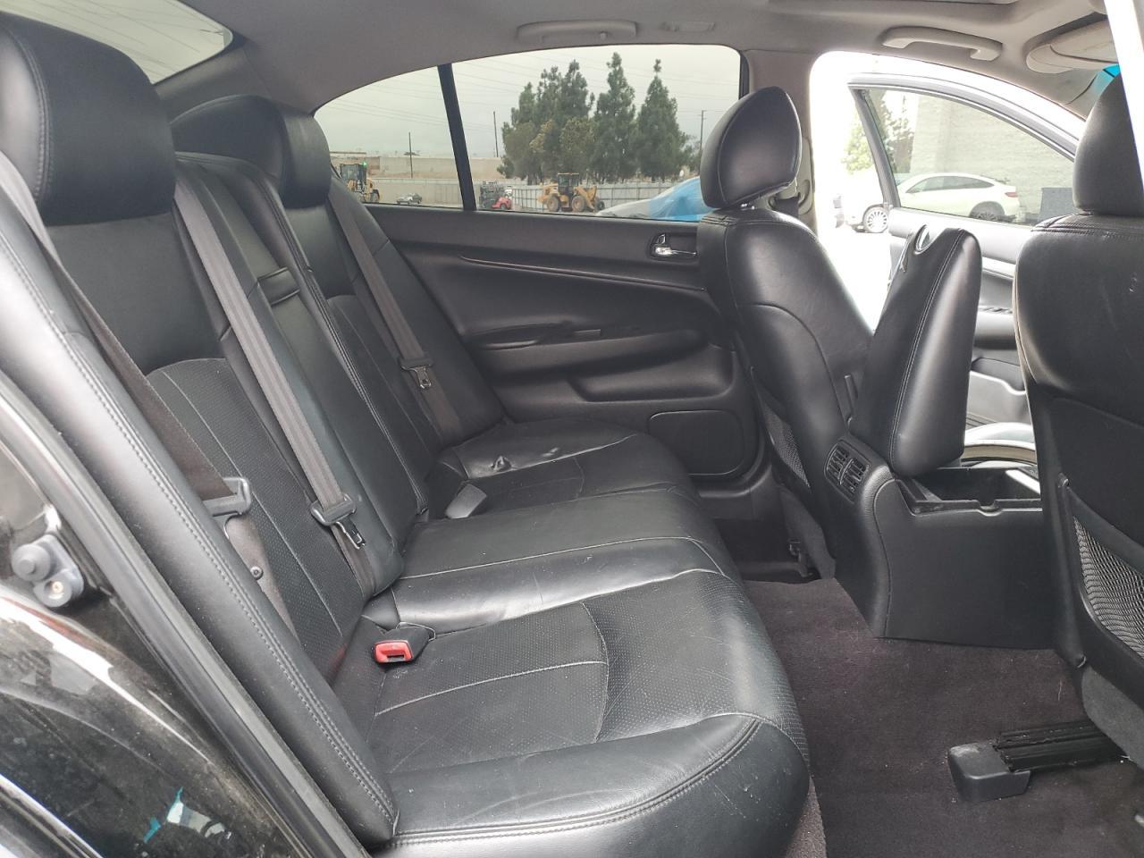 2012 INFINITI G25