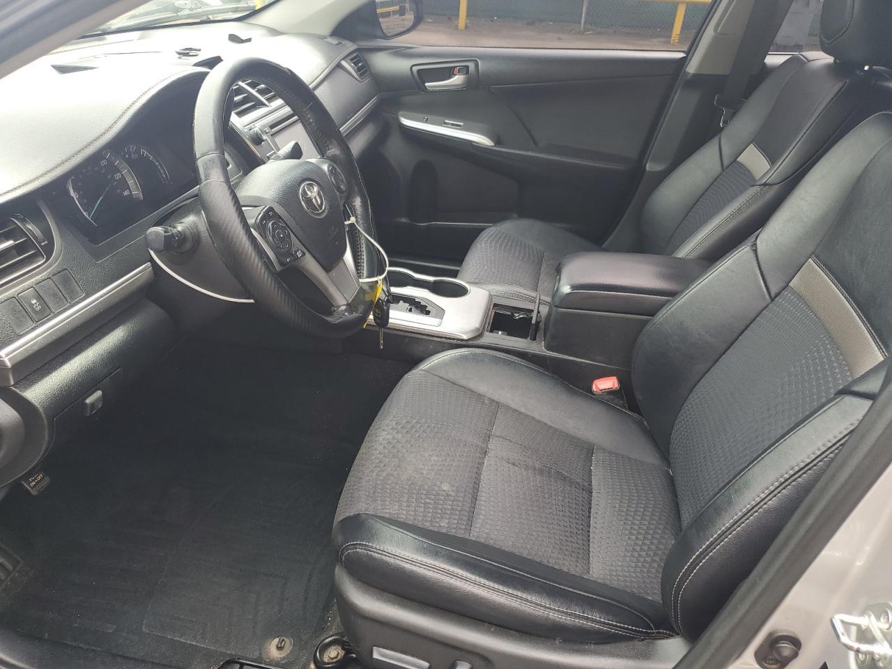 2014 TOYOTA CAMRY