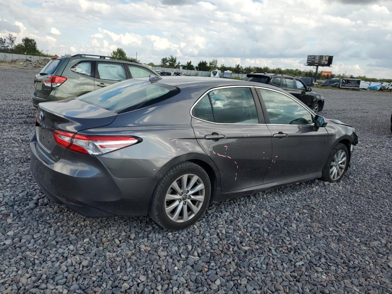 2019 TOYOTA CAMRY