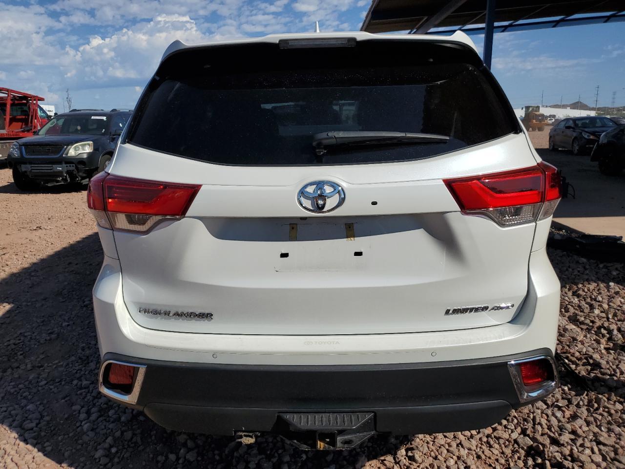 2019 TOYOTA HIGHLANDER