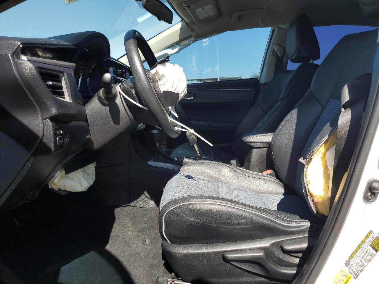 2016 TOYOTA COROLLA