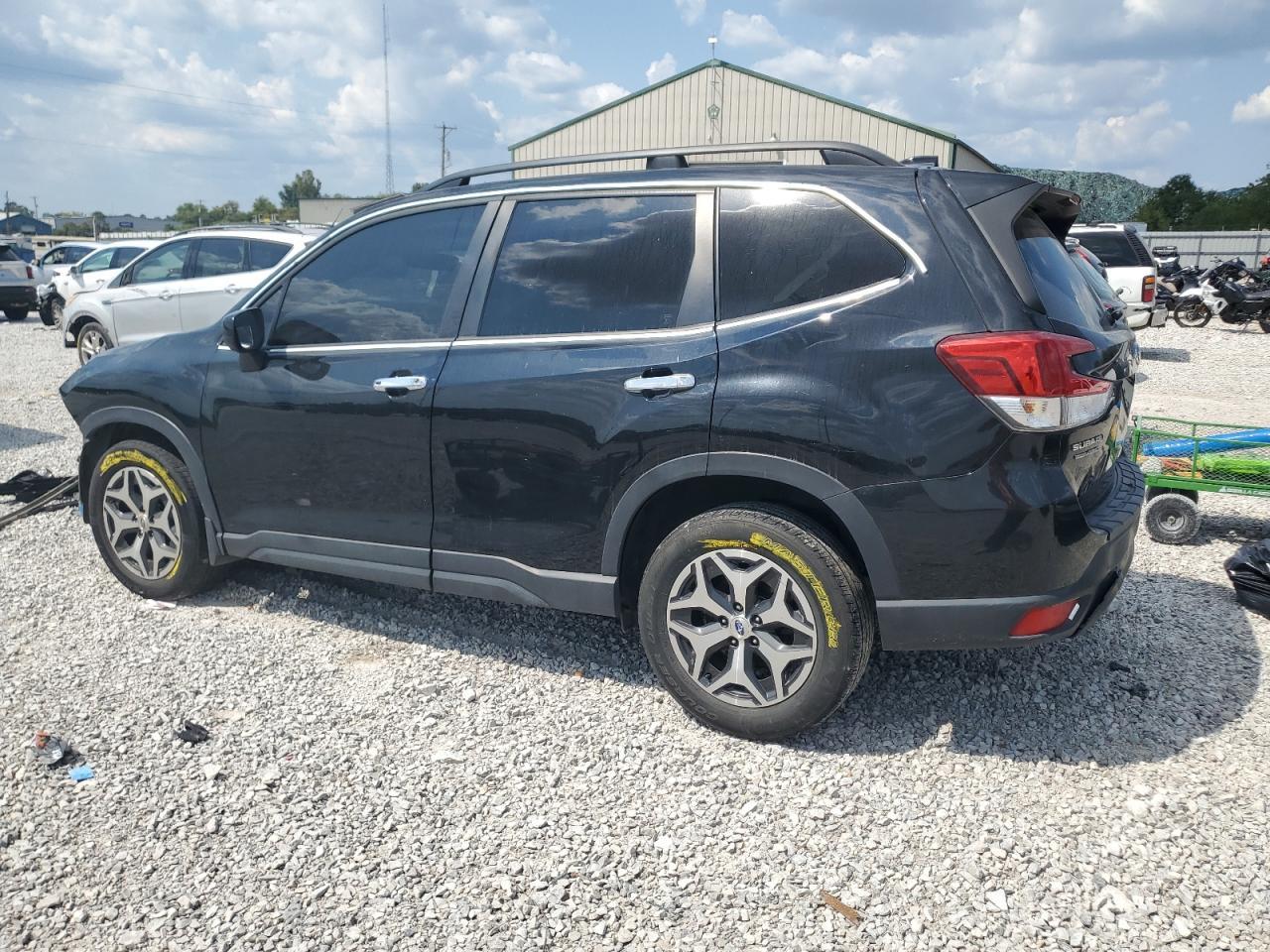 2020 SUBARU FORESTER