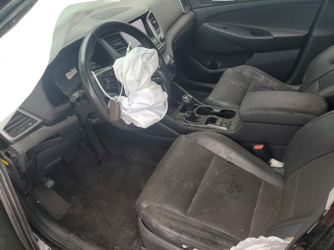 2017 HYUNDAI TUCSON