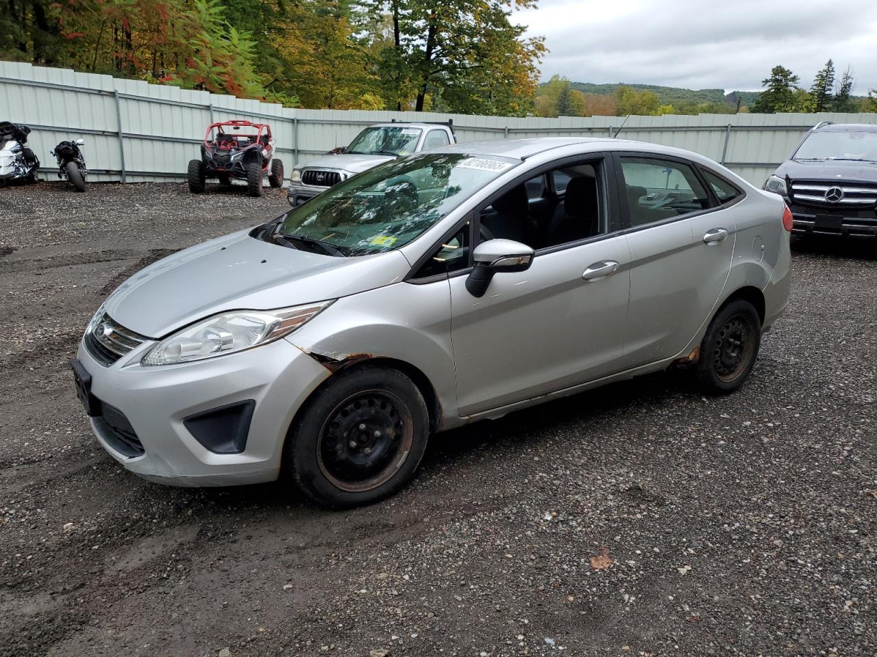 2013 FORD Fiesta