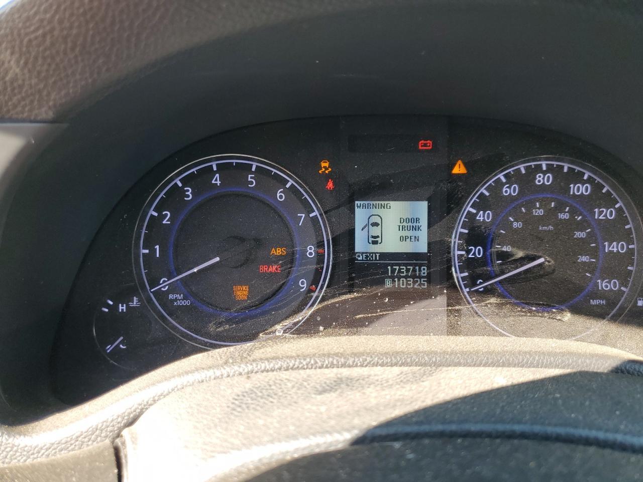 2012 INFINITI G37