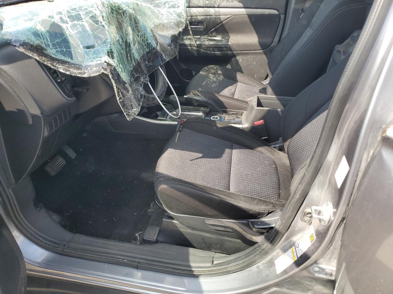 2018 MITSUBISHI outlander
